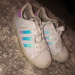 Adidas superstars